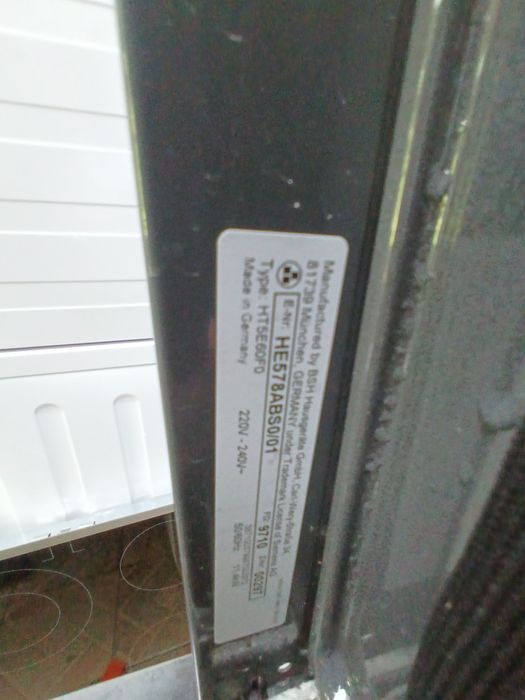 Уникална печка за вграждане с керамичен плот Сименс Siemens със самопочистване PIROLISE Made in Germany 2 години Гаранция!