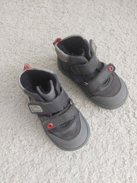 Детски боти Колев и Колев