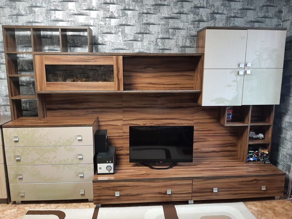 Продам стенку/Сакура/