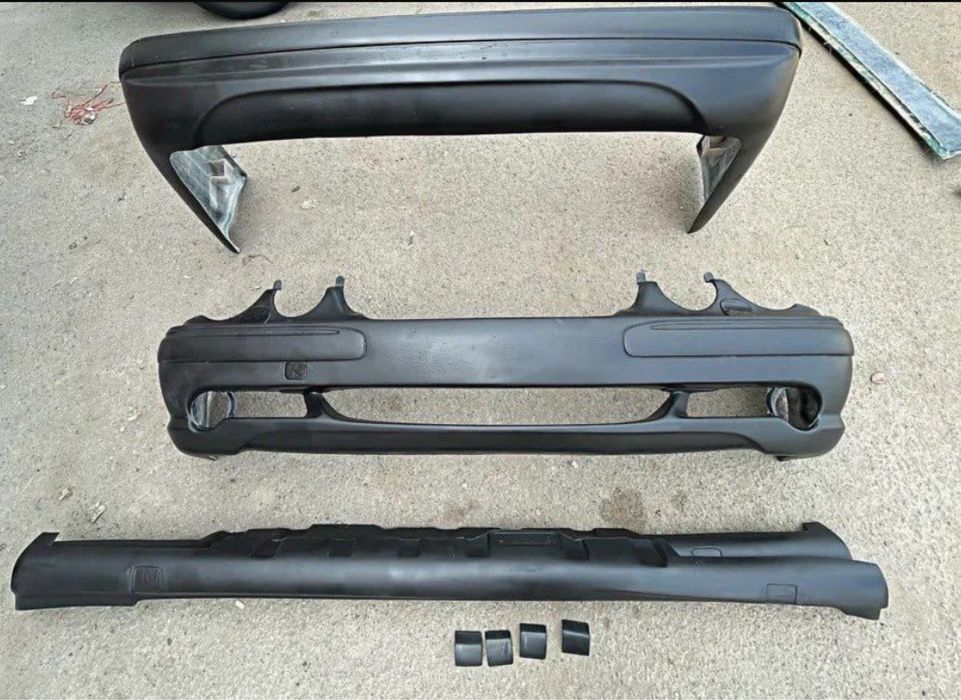 Бампер для мерседес Е55 amg рестайлинг