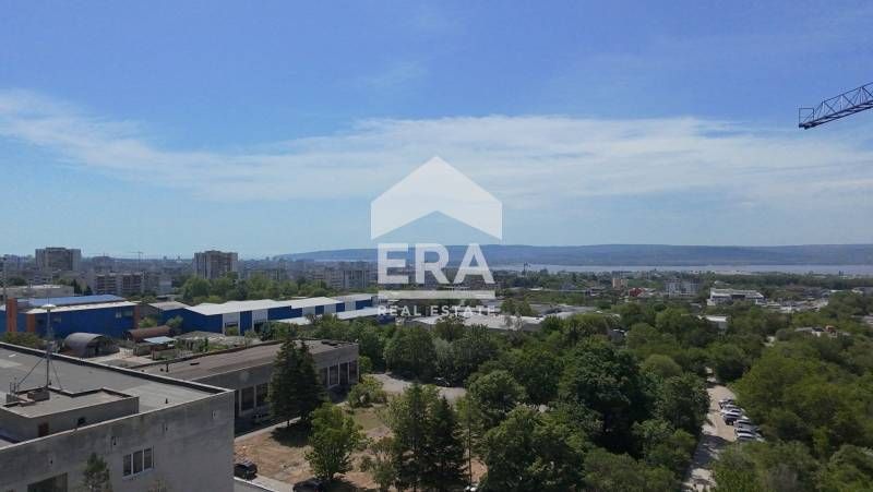 Тристаен апартамент за продажба, в новострояща се луксозна сграда, жк