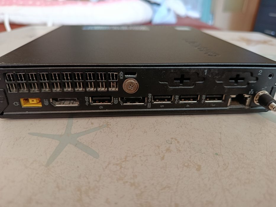 Компютър Lenovo Thinkcentre 710q