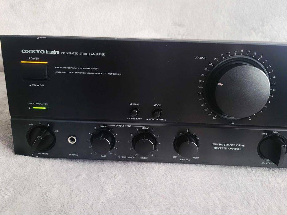 ONKYO Integra A-8700 amplificator Hi-Fi Premium