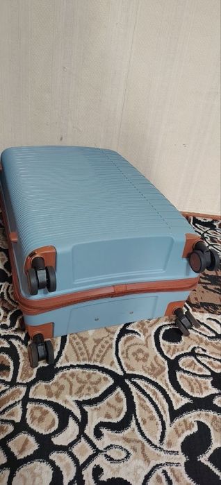 Чемоданы полипропиленовые