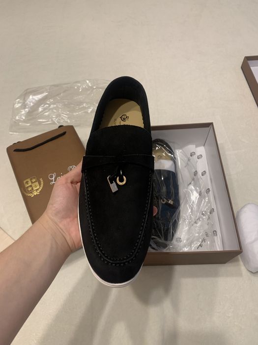 Продам новые  лоферы Loro Piano