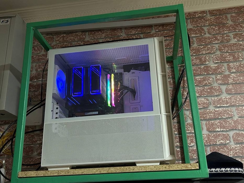 Компьютерный клуб, Game club