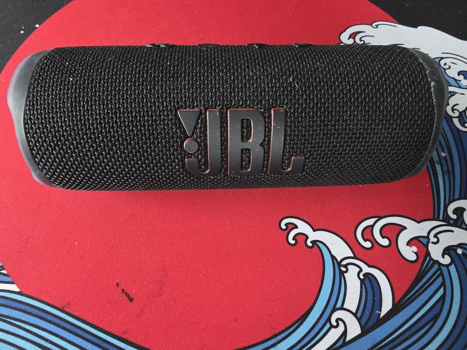 Vand JBL Flip 6 ca nou