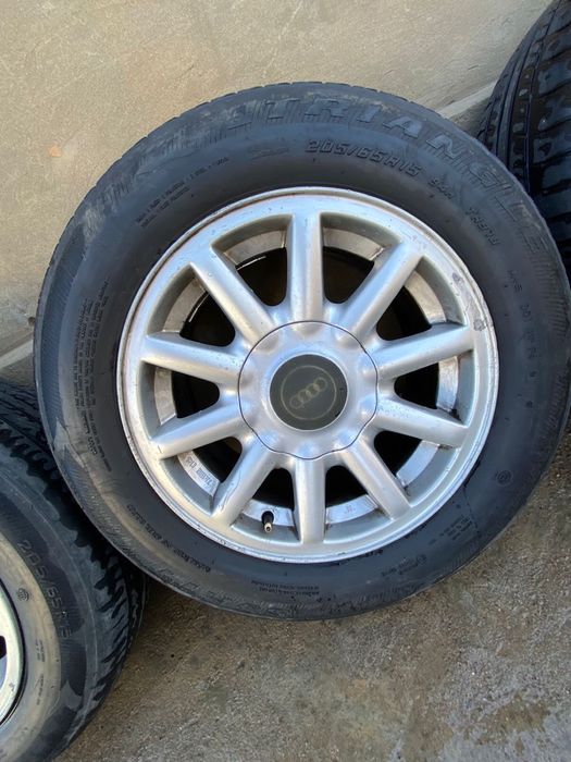 Ауди ромашка балон титан