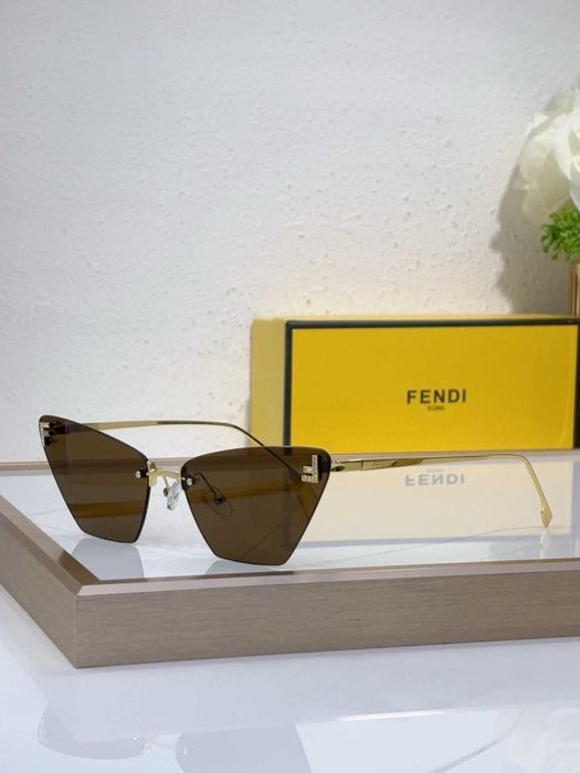 Ochelari de soare Fendi Lentile Polarizate, Protectie UV400