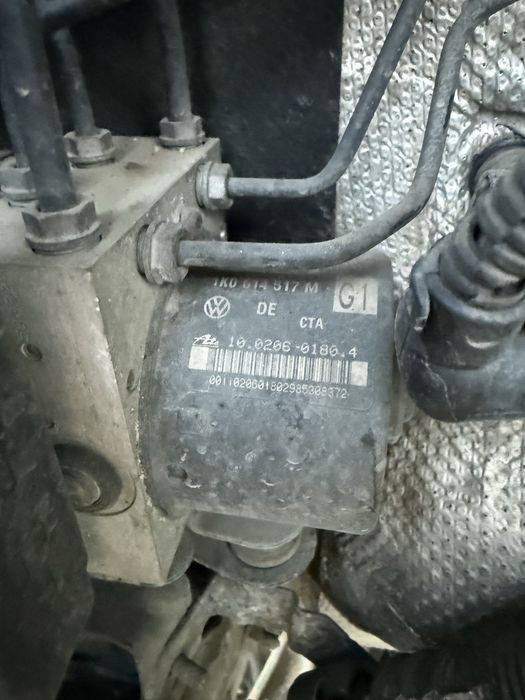 Dezmembrez VW Touran 1.9 TDI BKC