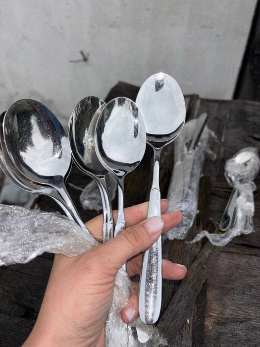 vand vesela si echipamente pentru restaurant