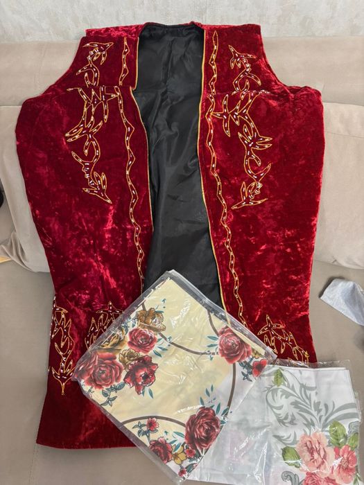 Платье для девочки 6-7 лет