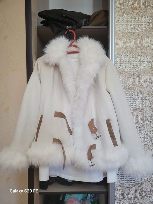 Продам Пальто женский