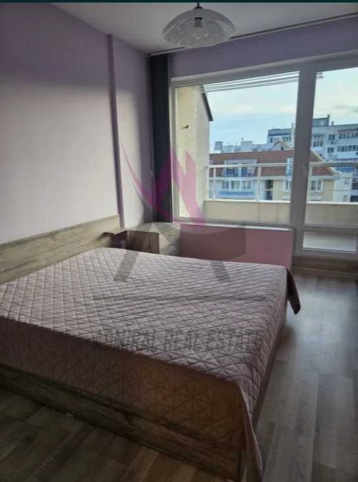 Дава се под наем Двустаен апартамент в Варна, Възраждане 1 - 60 кв.м за 398.82 € - Снимка #2