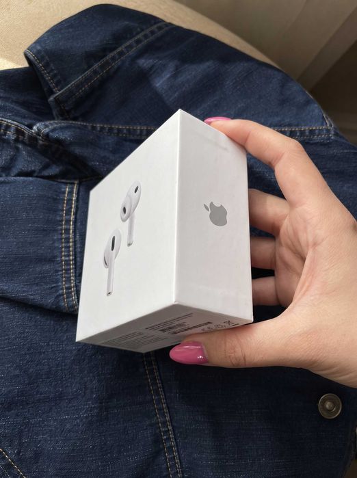 Airpods Pro 3 с шумопотискане, пет размера накрайници, гаранция и фактура в кутията, еърподс про 3