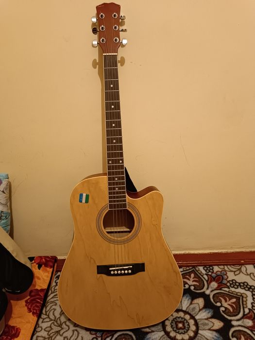 Gitara M40 holati aʼlo