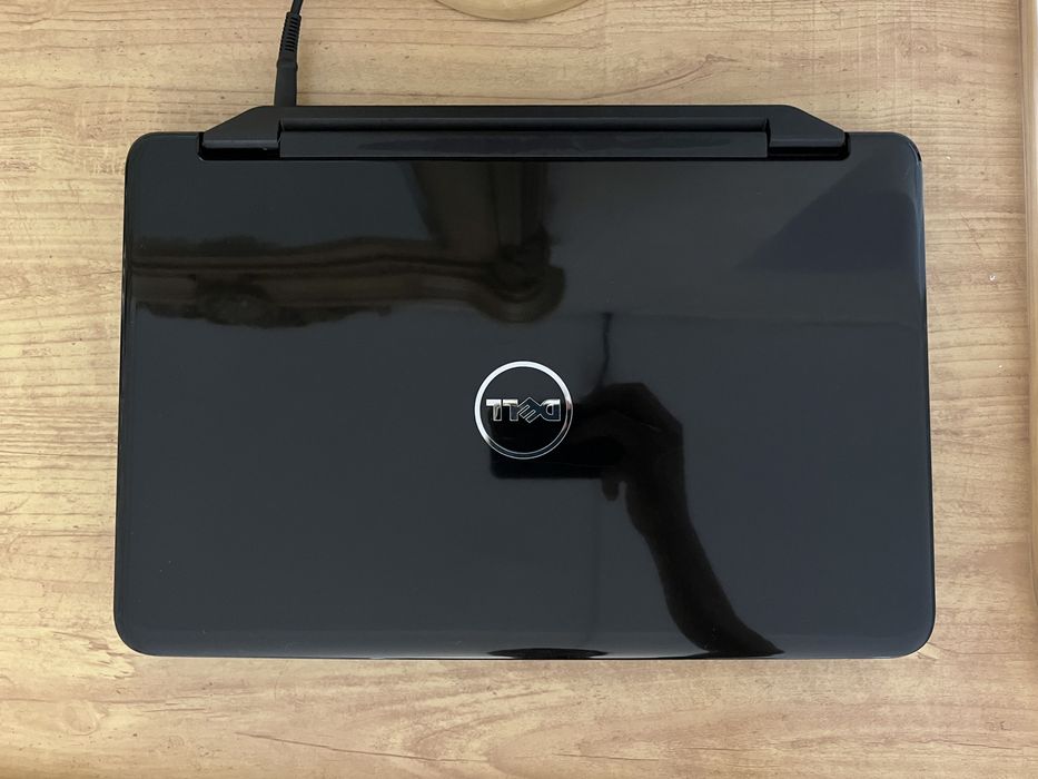 Ноутбук Dell N5050