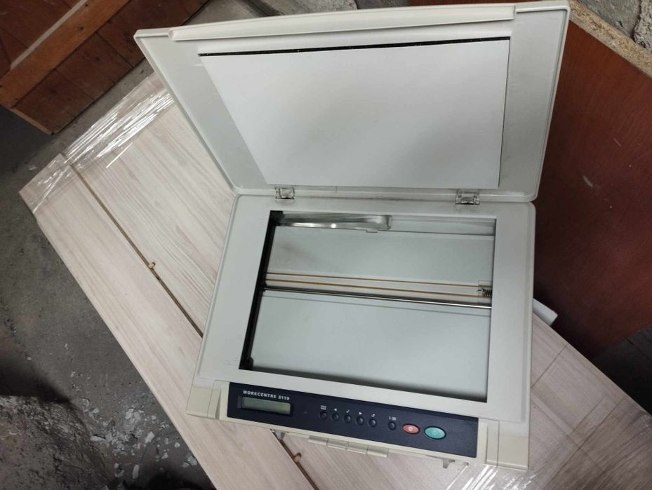 Принтер с скенер