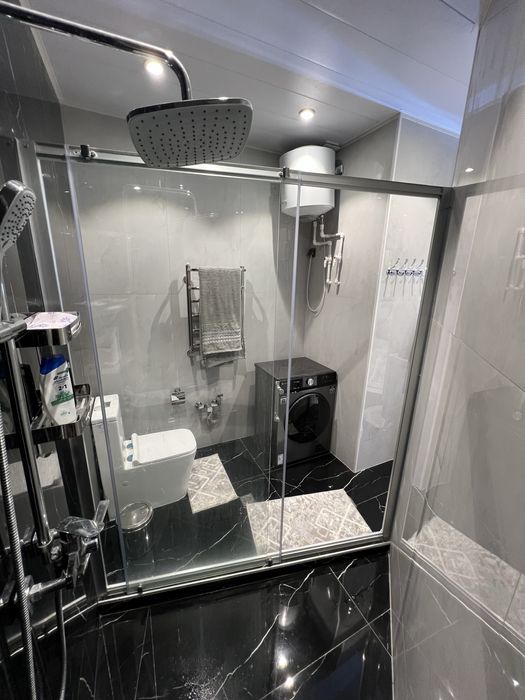 Ижарага 2 хонали, 1 чи каватда жойлашган квартира берилади.