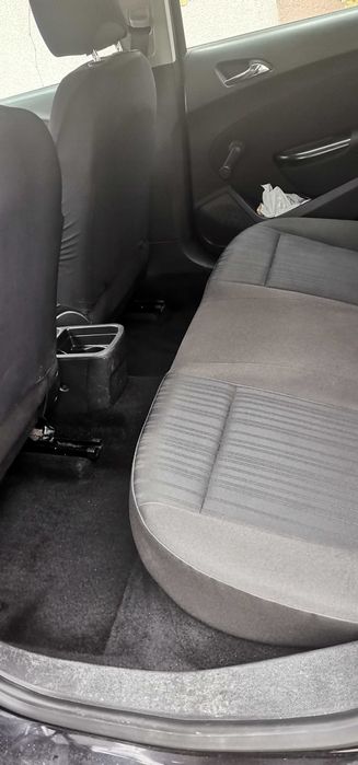 Vand Opel Astra J 1.6 benzina 2011, mașina personală