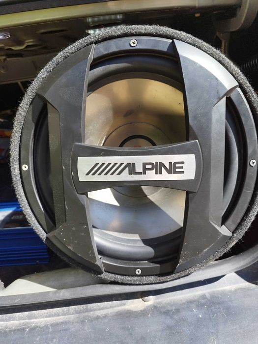 Subwoofer / tub de bass auto ALPINE 1000 Wati + statie auto