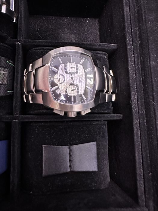 Ceasuri diverse modele