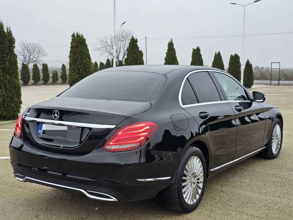 C class 2.0 benzină-184 cai, 120.000 km cu carte service