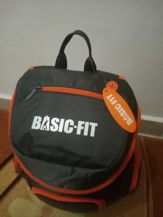 Голяма спортна раница BASIC-FIT нова
