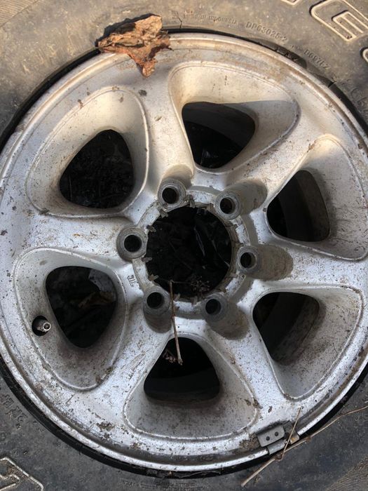 Продам диски на внедорожники