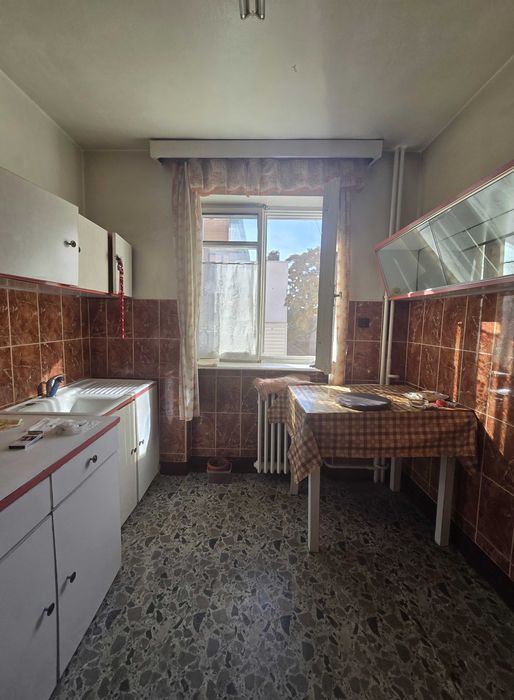 Direct Proprietar | Apartament 2 Camere - Bulevardul Revoluției | Etaj 2 | Negociabil