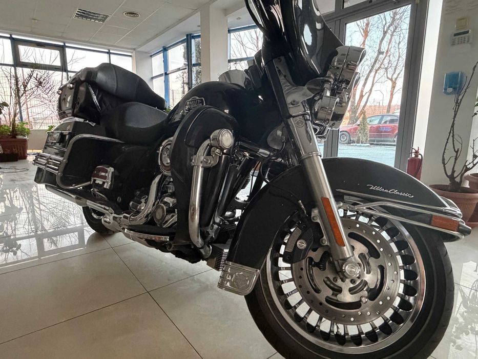 Harley Davidson Electra Glide Ultra 2009 - Full Touring, Gata de drum