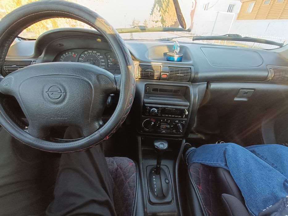 Продам Опель астра