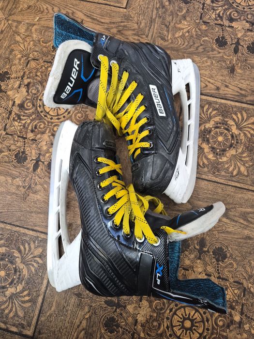 Срочно продам коньки