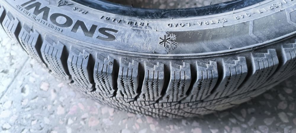 Продам резину липучка