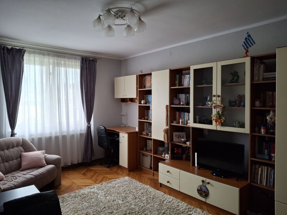 Apartament de vânzare