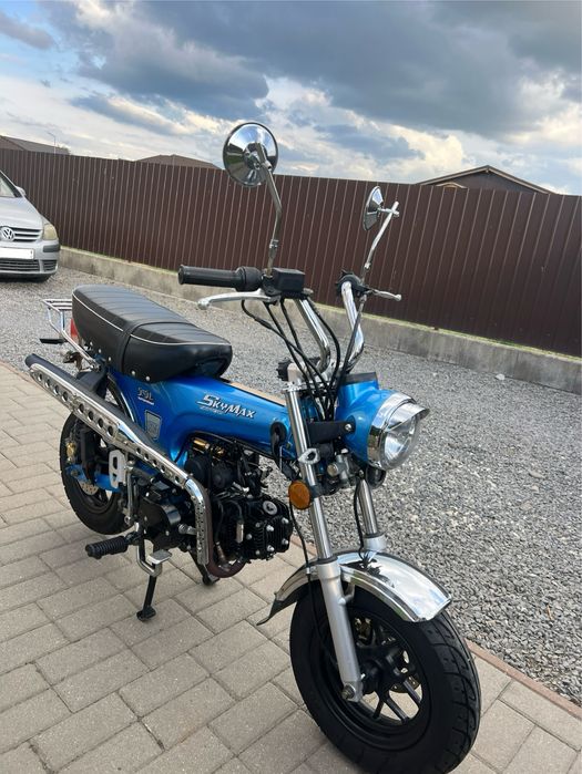 SkyTeam 125cc / Honda dax replica