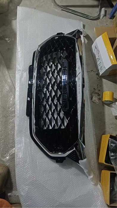 Решетка Jetour x70 все запчасти есть