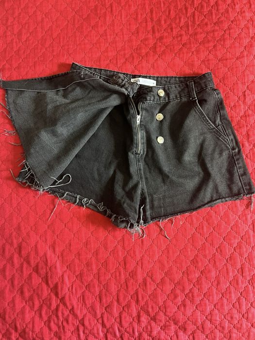 Pantaloni blug Zara