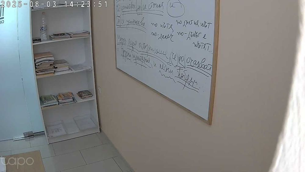 Дава се под наем Офис в Пловдив, Център - 30 кв.м за 100 € - Снимка #3