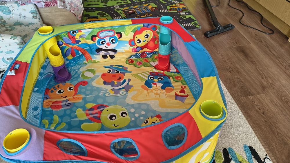 Playgro Активна гимнастика - басейн с топки