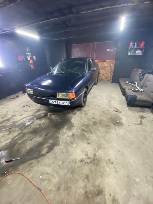 Продам машину Ауди 80