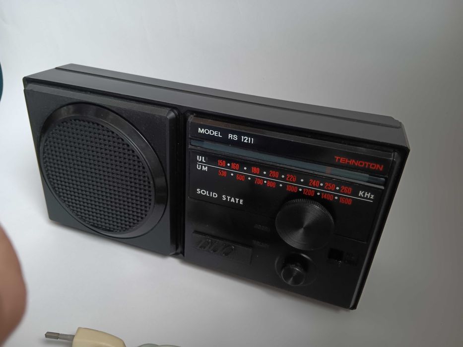 Radio vechi Romanesc Tehnoton Duo Model RS 1211, de colectie, comunism
