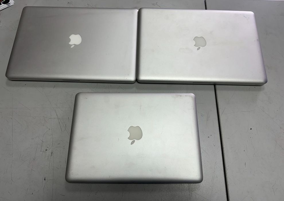 ЛОТ Лаптопи Apple MacBook A1278 и A1286