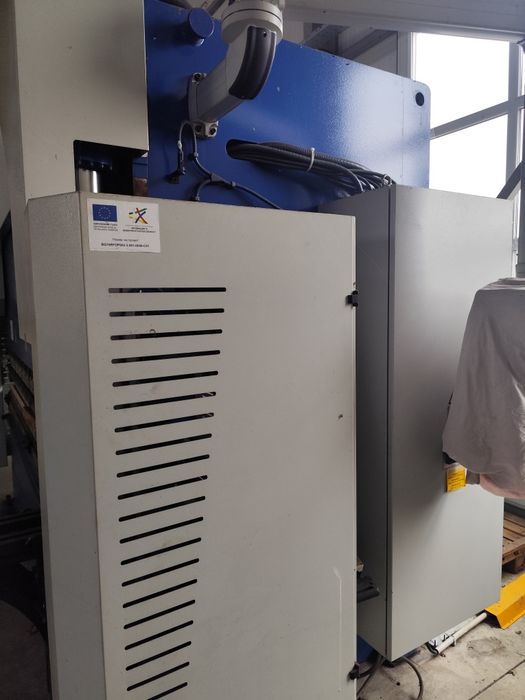Индустриална хидравлична абкант преса Metallkraft GBP-R 3050-175.
