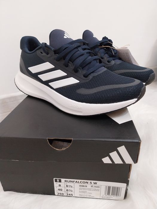 Адидас маратонки