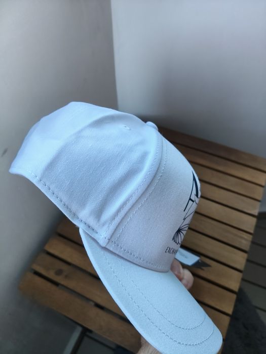 Armani Exchange șapcă unisex culoare alba mărime OS noua originala