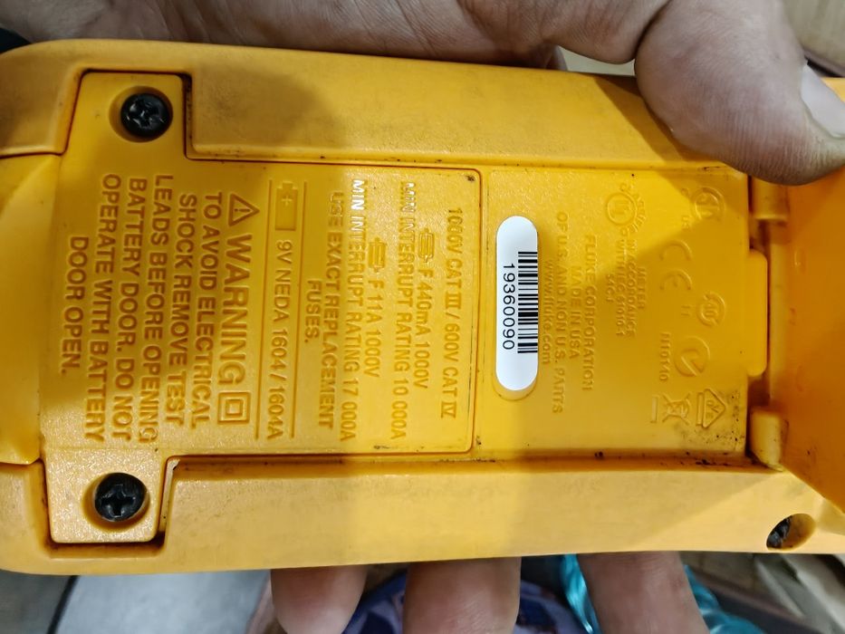 Fluke 175 True RMS – Multimetru profesional – Stare foarte bună