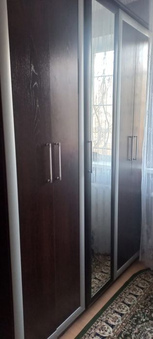 Продается спальный гарнитур