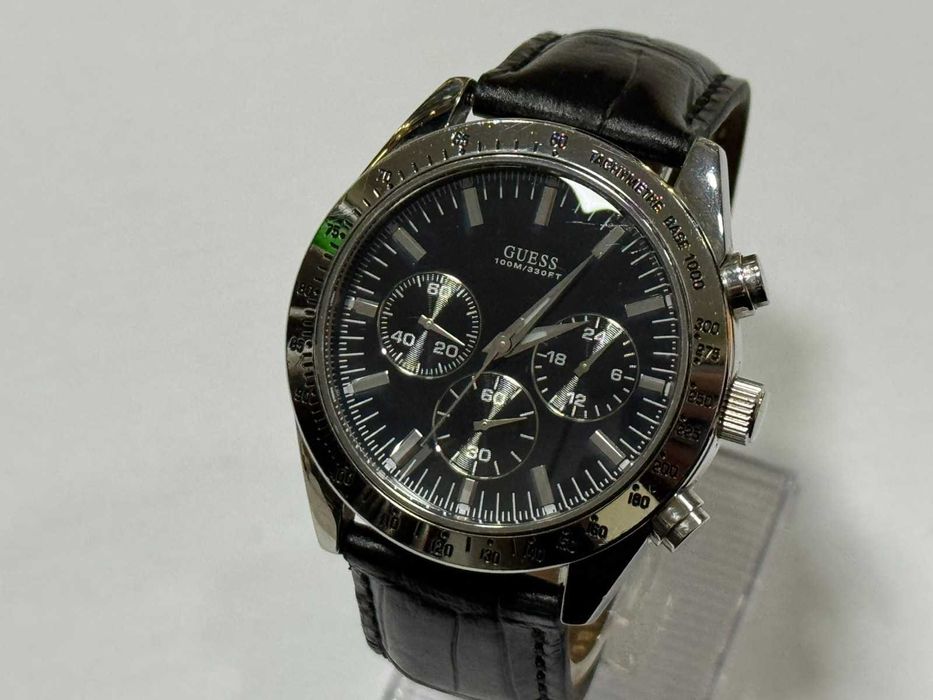 Часовник Guess U11507G1