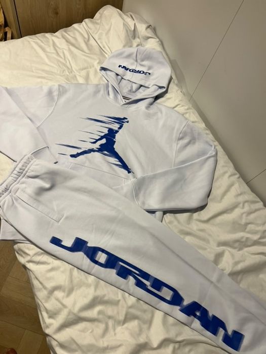 Екип Jordan чисто нов M